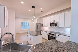 2009 Templegate Dr, McKinney, TX 75072 - Photo 9
