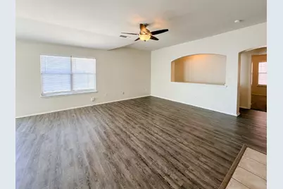 5353 Freestone Drive, Grand Prairie, TX 75052 - Photo 17