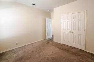 5353 Freestone Dr, Grand Prairie, TX 75052 - Photo 29