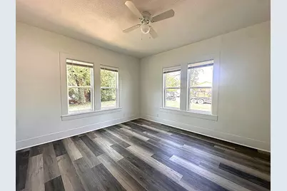 2108 Ave D, Brownwood, TX 76801 - Photo 7