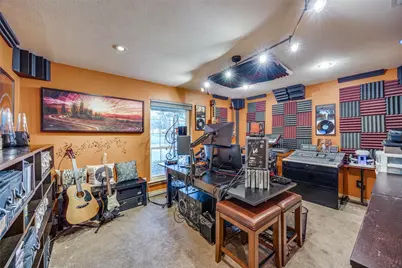 10626 Cox Lane, Dallas, TX 75229 - Photo 15