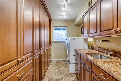 10626 Cox Lane, Dallas, TX 75229 - Photo 17