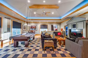 10626 Cox Ln, Dallas, TX 75229 - Photo 19