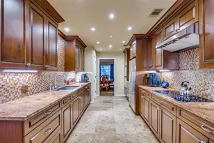 10626 Cox Ln, Dallas, TX 75229 - Photo 9