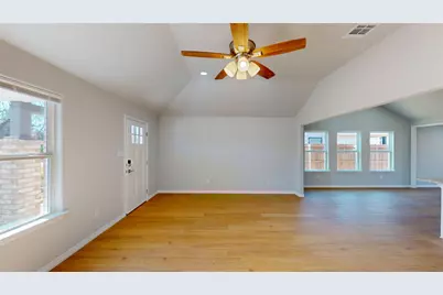 707 Cedar Street, Cleburne, TX 76031 - Photo 7