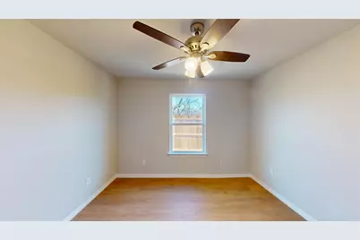 707 Cedar Street, Cleburne, TX 76031 - Photo 25