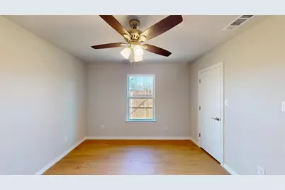 707 Cedar Street, Cleburne, TX 76031 - Photo 23