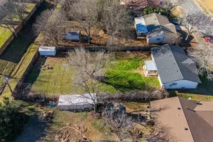 529 Ann Lois Ln, Burleson, TX 76028 - Photo 25