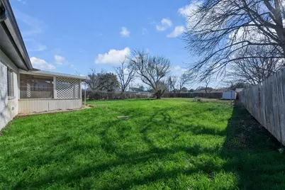 529 Ann Lois Lane, Burleson, TX 76028 - Photo 19