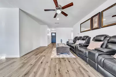 529 Ann Lois Lane, Burleson, TX 76028 - Photo 7