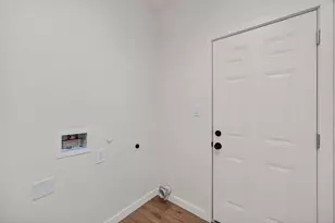 2112 W 13th Ave, Corsicana, TX 75110 - Photo 21