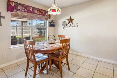 5101 Wilkes Court, Arlington, TX 76017 - Photo 9