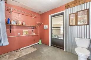 1912 E Texas St, Denison, TX 75021 - Photo 17