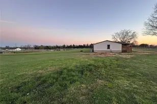 1524 VZ County Rd 3814, Wills Point, TX 75169 - Photo 9