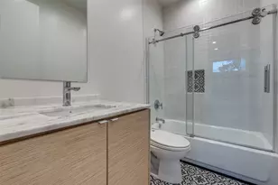 1505 N Haskell Ave., Dallas, TX 75204 - Photo 5