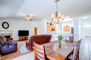 1107 Deer Valley Ln, Arlington, TX 76001 - Photo 33