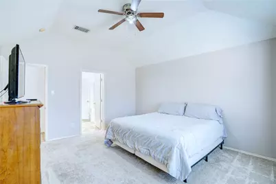 1107 Deer Valley Lane, Arlington, TX 76001 - Photo 19