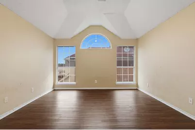 2116 Montclair Lane, Lewisville, TX 75067 - Photo 21