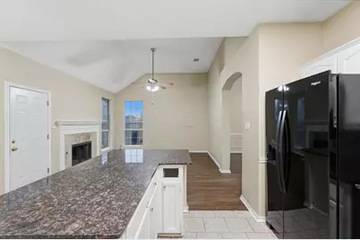 2116 Montclair Lane, Lewisville, TX 75067 - Photo 13