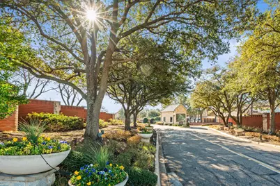 4624 Byron Circle, Irving, TX 75038 - Photo 7