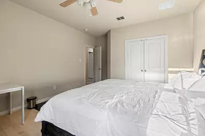 220 Sir Brine Drive, Lewisville, TX 75056 - Photo 27