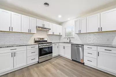 700 W Cedar Street, Hurst, TX 76053 - Photo 7