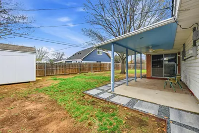 700 W Cedar Street, Hurst, TX 76053 - Photo 21