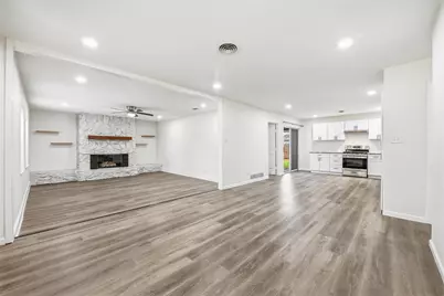 700 W Cedar Street, Hurst, TX 76053 - Photo 3