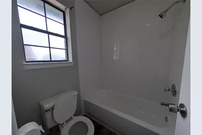 442 Roosevelt Avenue, Terrell, TX 75160 - Photo 7