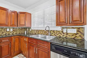 10904 Braemoor Dr, Fort Worth, TX 76052 - Photo 13