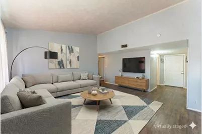 421 W Springdale Lane, Grand Prairie, TX 75052 - Photo 11