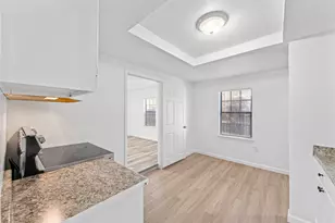 2800 Walker St, Fort Worth, TX 76105 - Photo 9