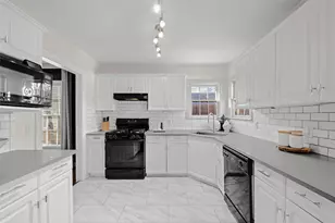 6109 Kenwood Ave, Dallas, TX 75214 - Photo 7