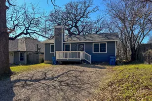 316 S Watson St, Alvarado, TX 76009 - Photo 3