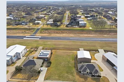 9103 Bellechase Road, Granbury, TX 76049 - Photo 5