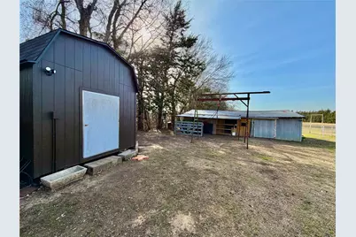 7615 Farm Road 1499, Sumner, TX 75486 - Photo 15