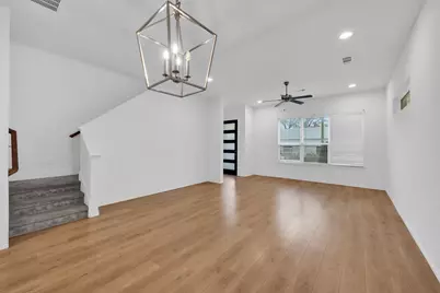 2825 Stanley Avenue, Fort Worth, TX 76110 - Photo 11