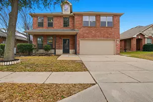 421 Sandy Creek Dr, Fort Worth, TX 76131 - Photo 1