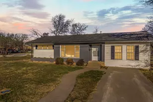 1205 W 10th St, McGregor, TX 76657 - Photo 27