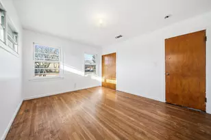 1205 W 10th St, McGregor, TX 76657 - Photo 9