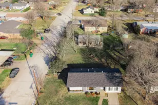 1205 W 10th St, McGregor, TX 76657 - Photo 29