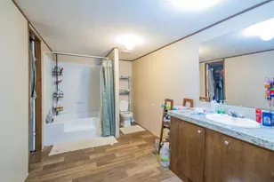 124 Upper Denton Ct, Weatherford, TX 76085 - Photo 5