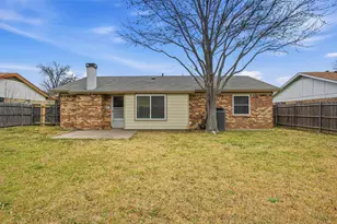 7517 Clover Ln, Watauga, TX 76148 - Photo 15
