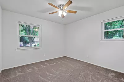 6037 Wormar Avenue, Fort Worth, TX 76133 - Photo 11