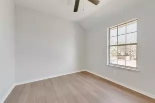 349 Pebblebrook Ln, Red Oak, TX 75154 - Photo 15