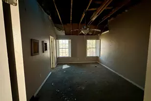 548 Wintercrest Rd, Burleson, TX 76028 - Photo 15