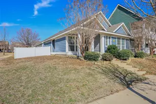 1201 Hayden Ln, Savannah, TX 76227 - Photo 3