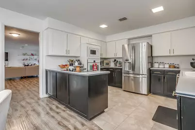 34 Legend Road, Benbrook, TX 76132 - Photo 25