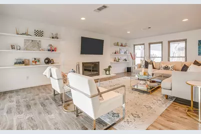 34 Legend Road, Benbrook, TX 76132 - Photo 7