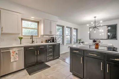 34 Legend Road, Benbrook, TX 76132 - Photo 29